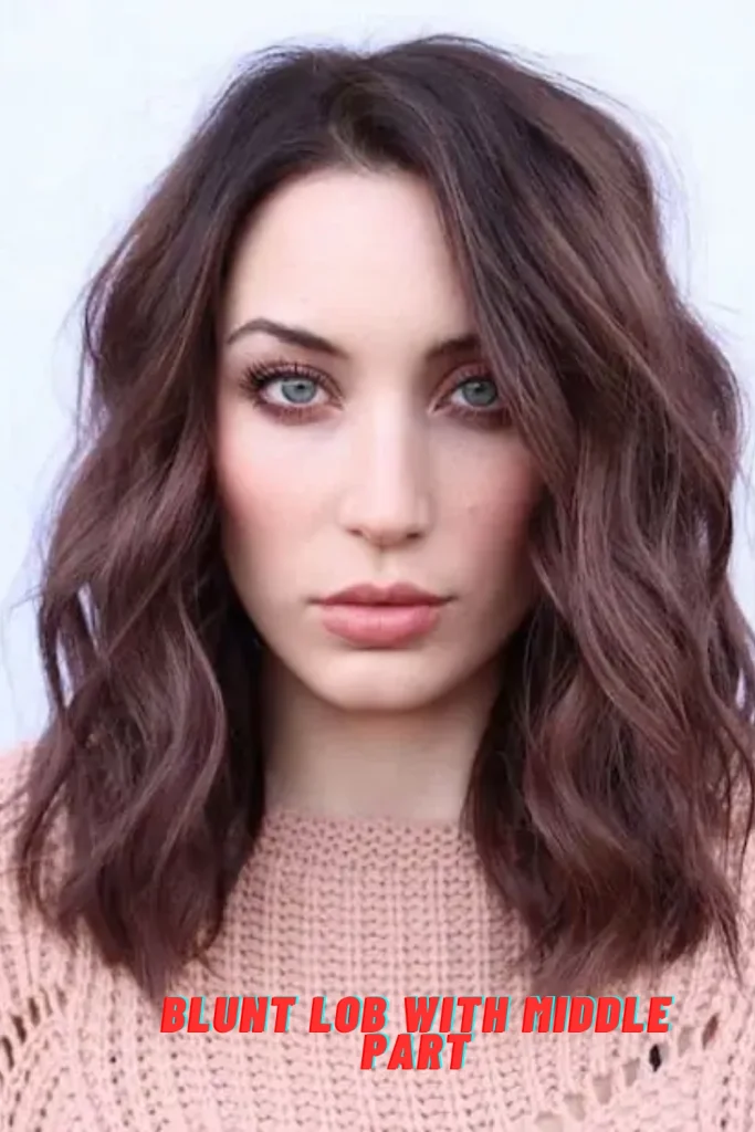 Blunt Lob with Middle Part