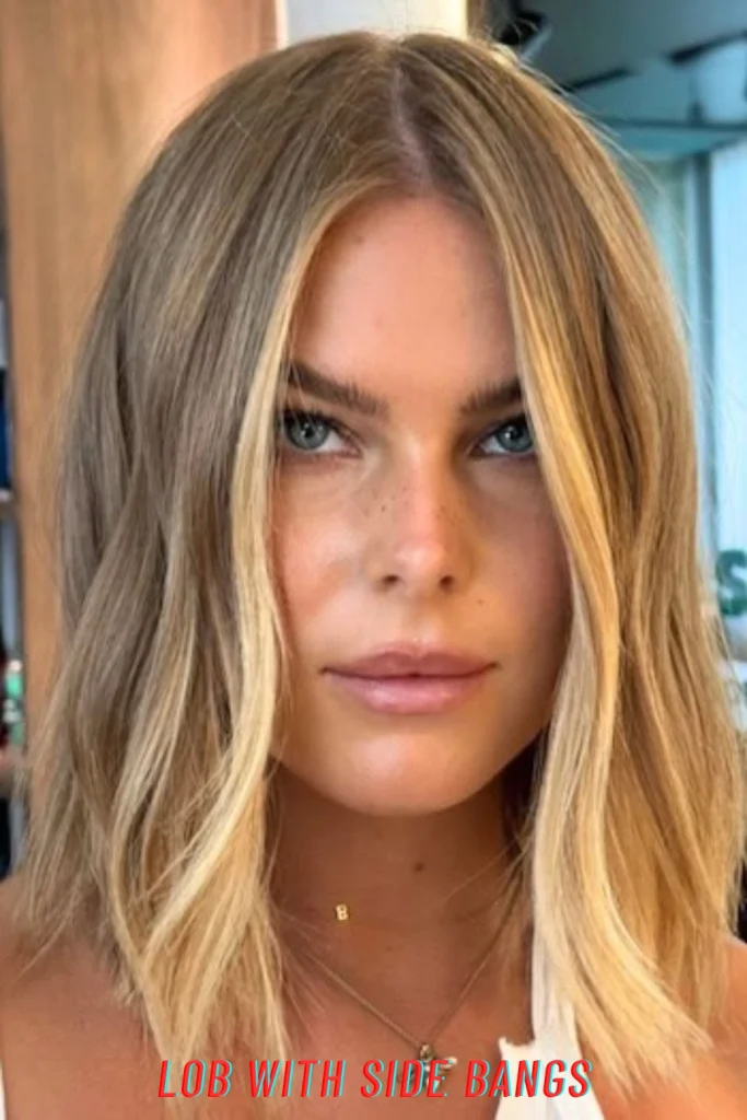 Lob With Side Bangs